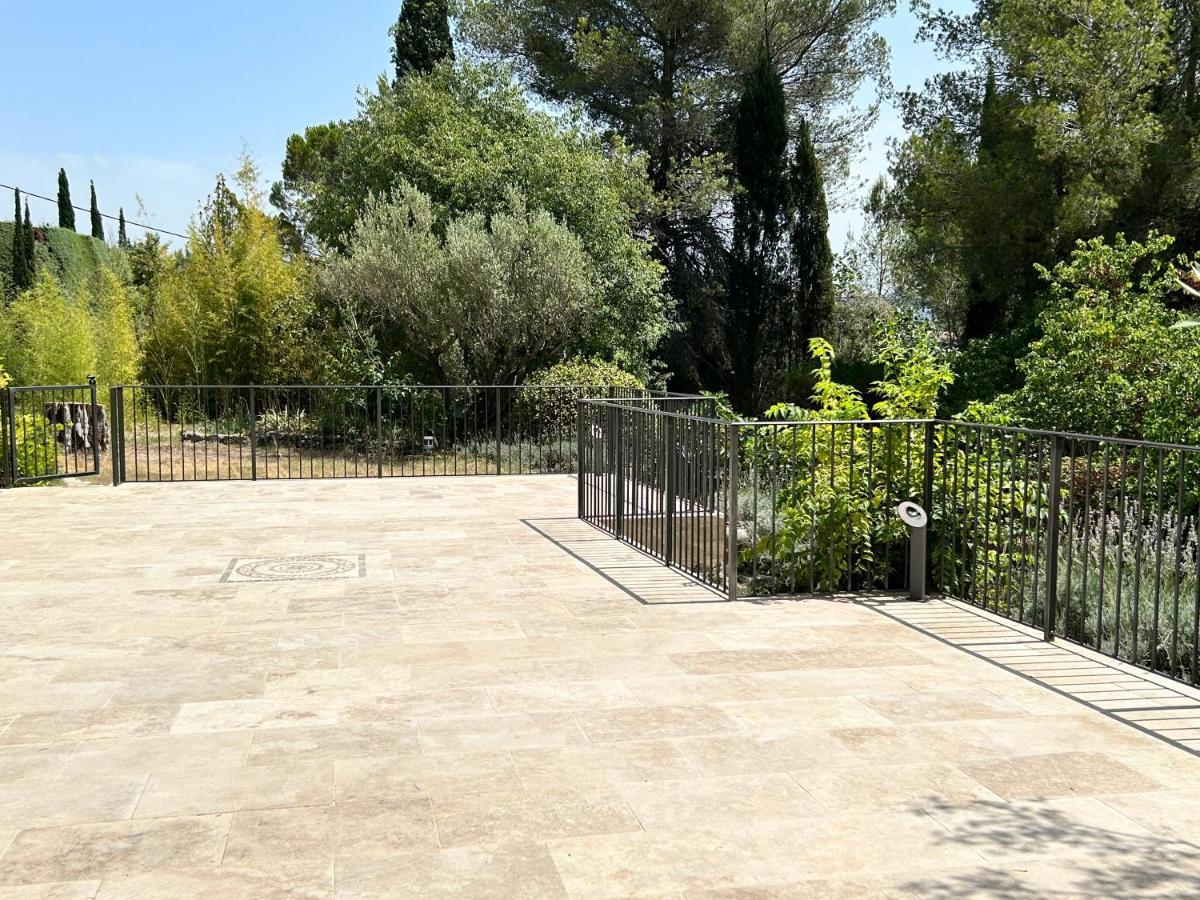 Villa De Charme En Campagne Avec Piscine Privee Et Nature Luxuriante Le Beausset Bagian luar foto