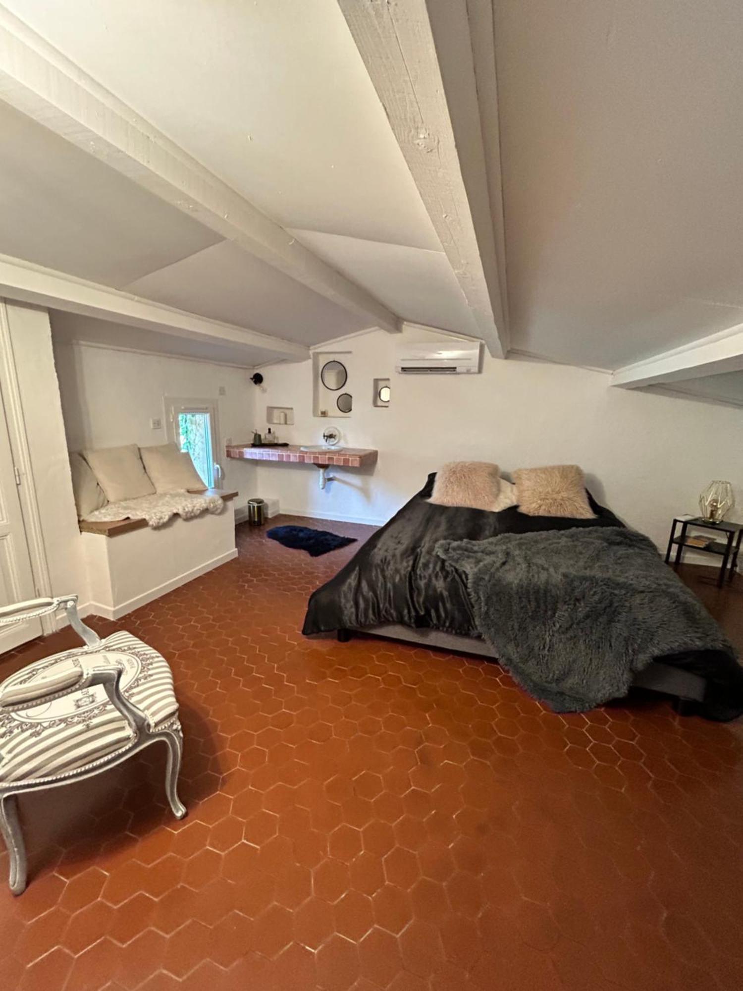 Villa De Charme En Campagne Avec Piscine Privee Et Nature Luxuriante Le Beausset Bagian luar foto